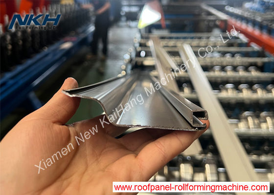 شراء آلة تشكيل بطاقة الباب الفولاذية online manufacture