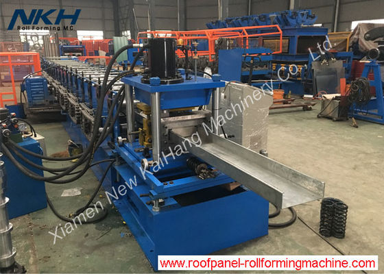 شراء صحائف المجلفن لفة تشكيل آلة مع وظيفة اللكم / قطع online manufacture