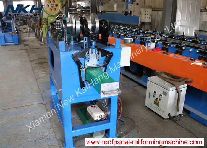 Square Round Downspout Downpipe Roll Forming Machine For Rain Gutter Downspouts