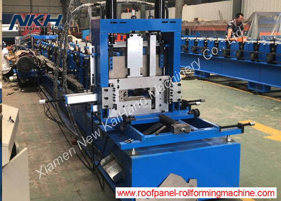الآلة المخصصة للسيارات CZ Purlin Roll Forming Machines المباني المعدة مسبقاً آلة واحدة لمنتجات متعددة